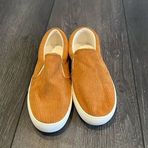NEW JCrew kids slip on corduroy sneaker size 13